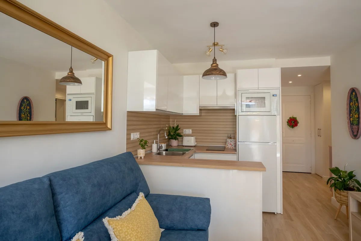 8c4efa96-8aca-4f71-a72d-9c861389e6bc