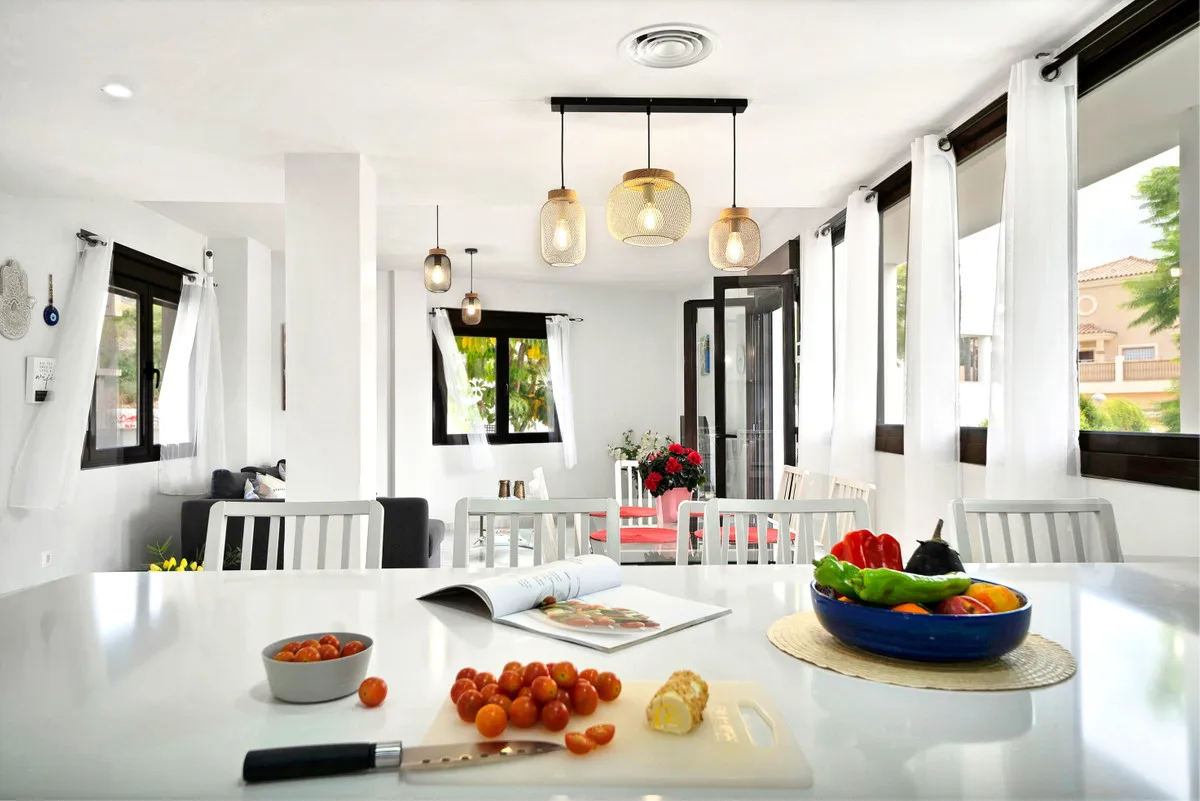 bf4d0a39-fa01-411e-83bd-87e13b1d2d1c