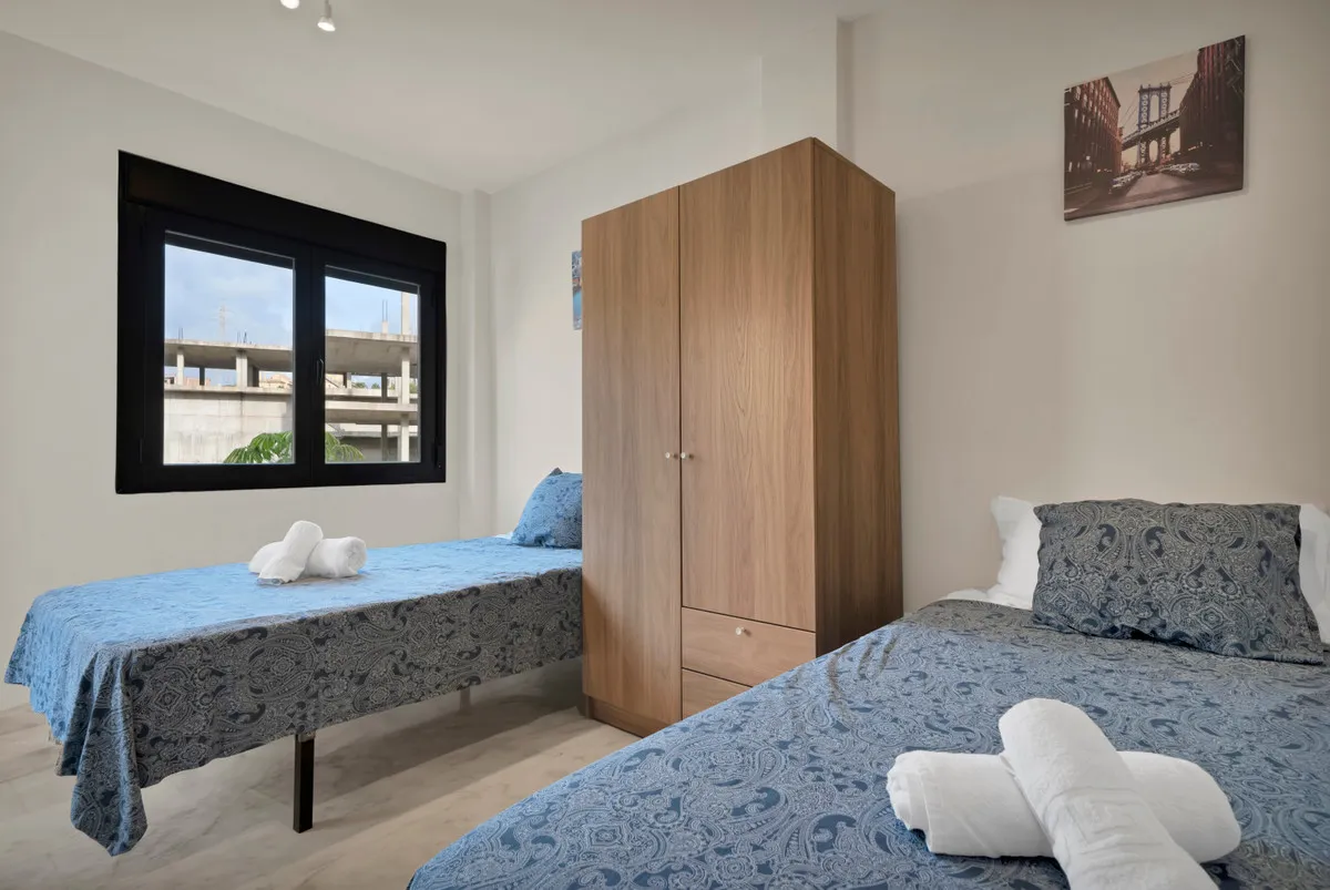 eb4ac1a6-186c-47b3-8296-97d77242ad17