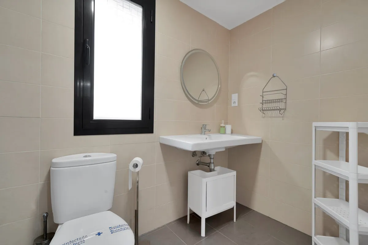 f6c805ad-f950-4e6d-8555-fd08f35548fe