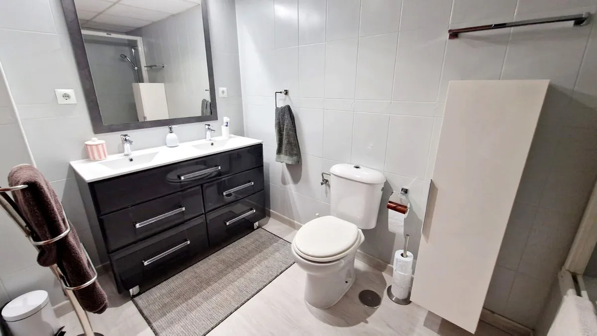 42b95ca0-f691-4b90-abf6-a4a59f038485