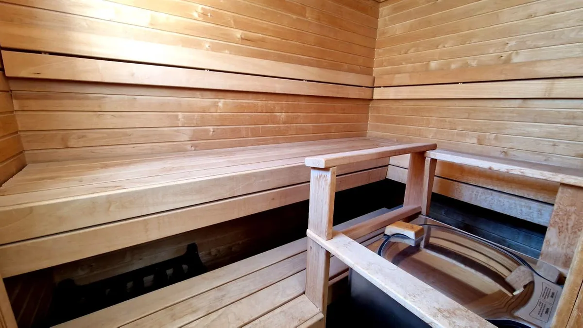 9b5b49c6-5ab9-479e-a4d6-788258a23fd0