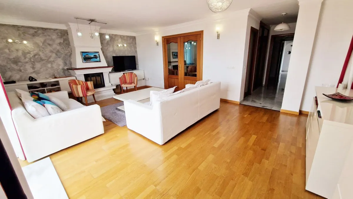 a666fa70-610b-4b37-ba6c-fd7c9b6b0c08