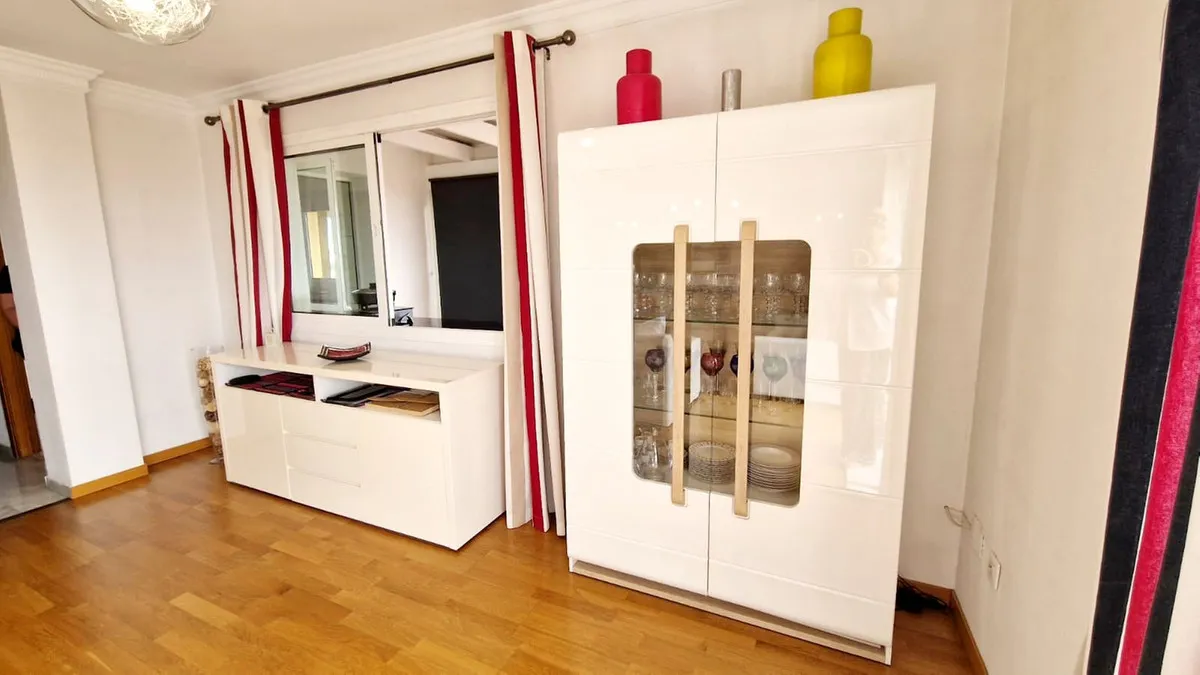 dd4096a0-c7f3-4091-acac-ac690f170ecf