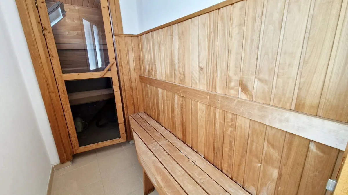 f00fd6ee-1a7a-4503-8b08-c3e9f3631d27