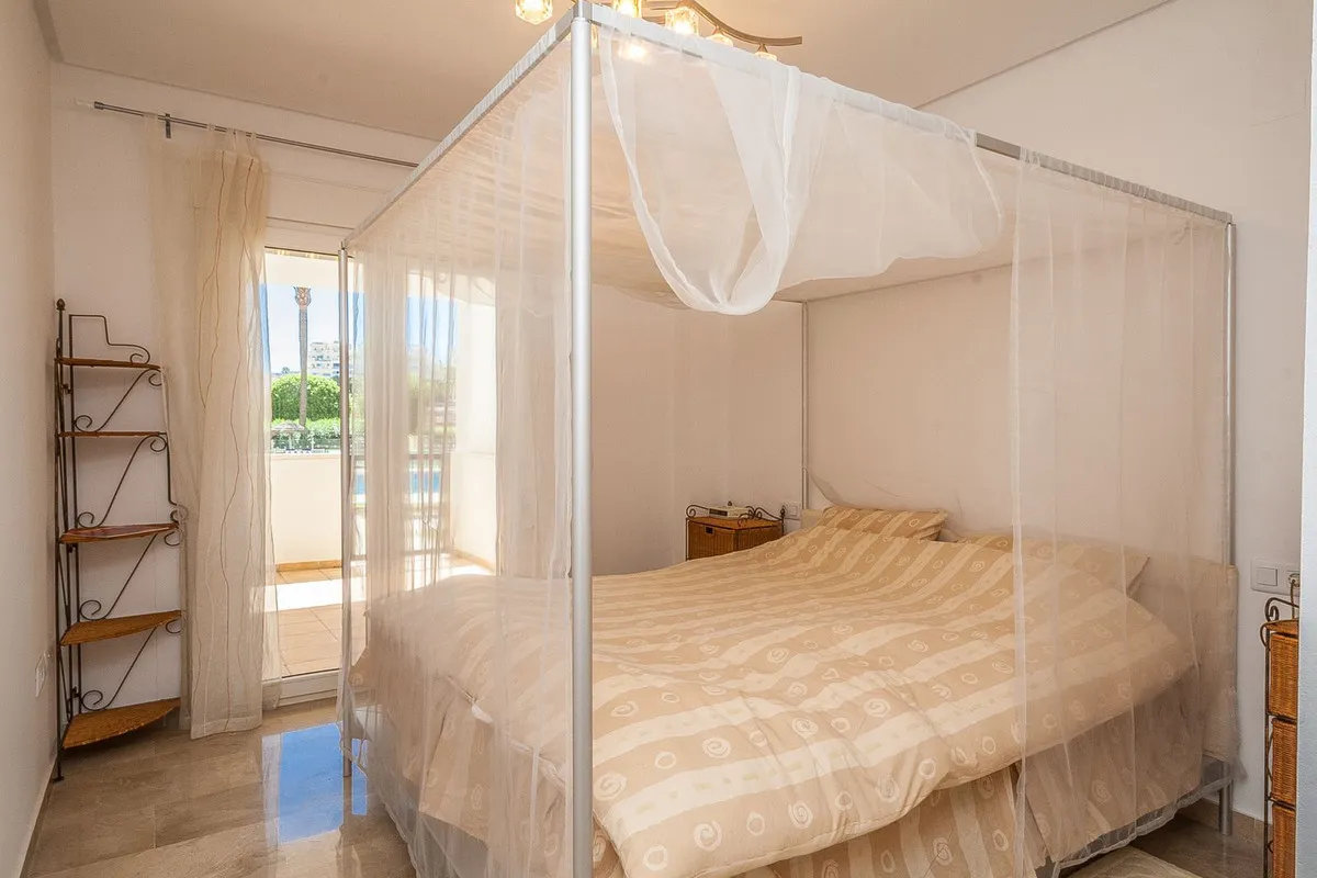 f46c0a3b-2f46-4983-bbd1-bdeecfe71ba5