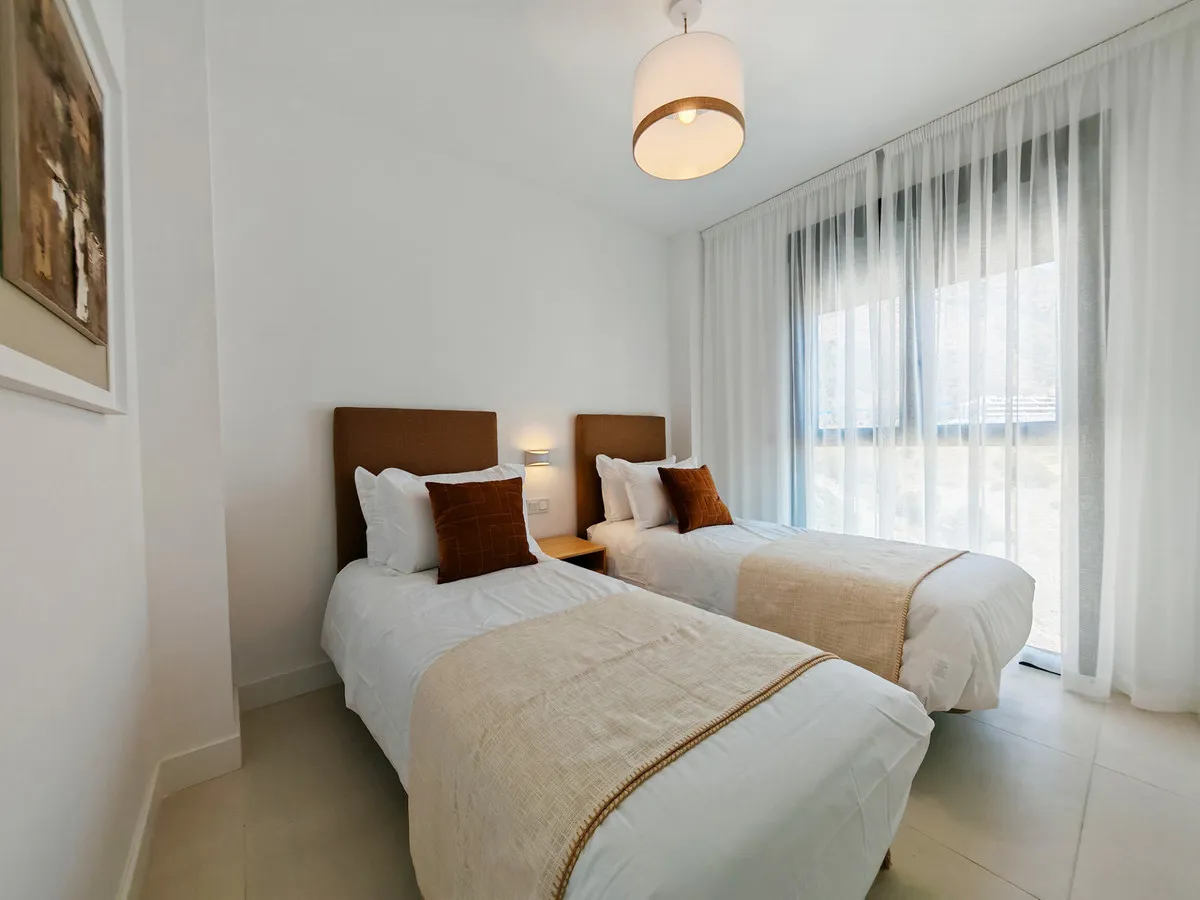 8fe53496-43e7-49e1-9f70-b9a66ba1c1bd