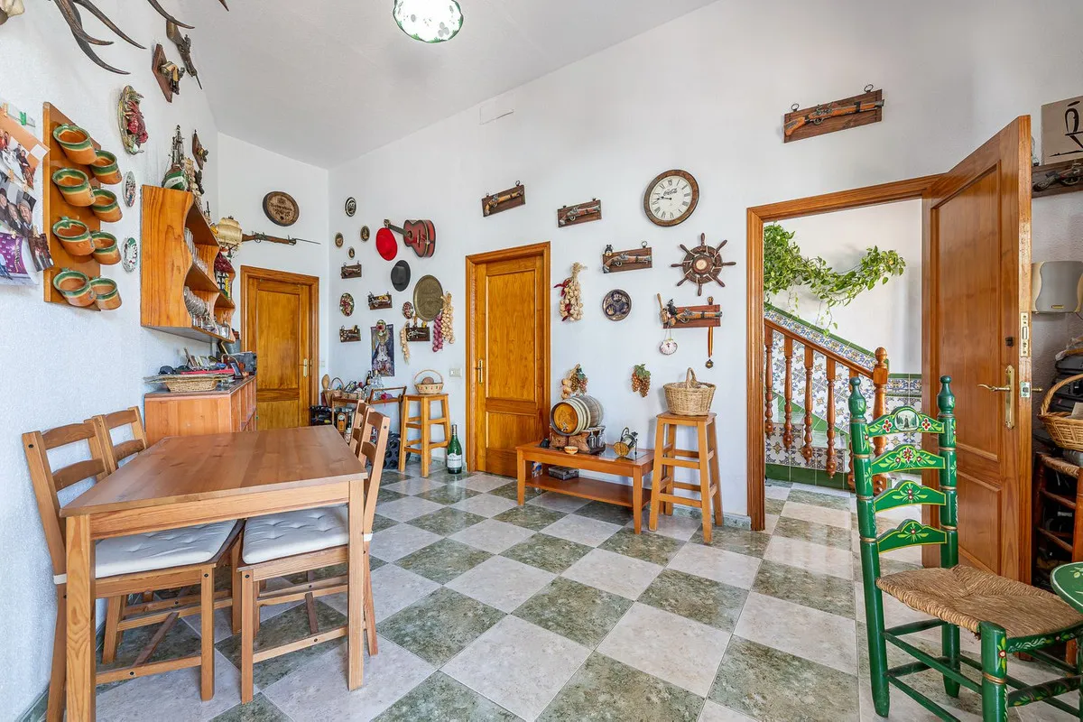 0a36ede4-6e35-4d57-8310-662a8dbad93e