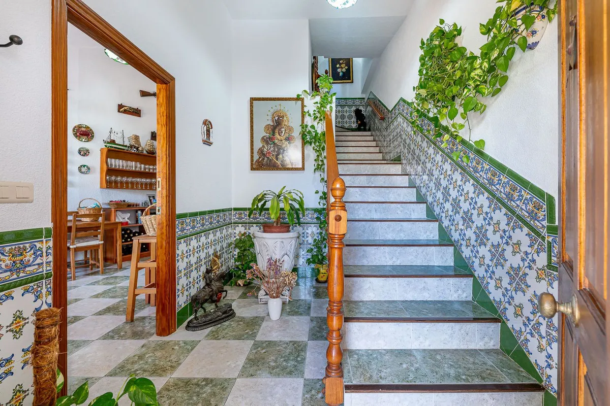 7b9fe4e0-b0ee-4dc8-b8ad-b566b08502c4