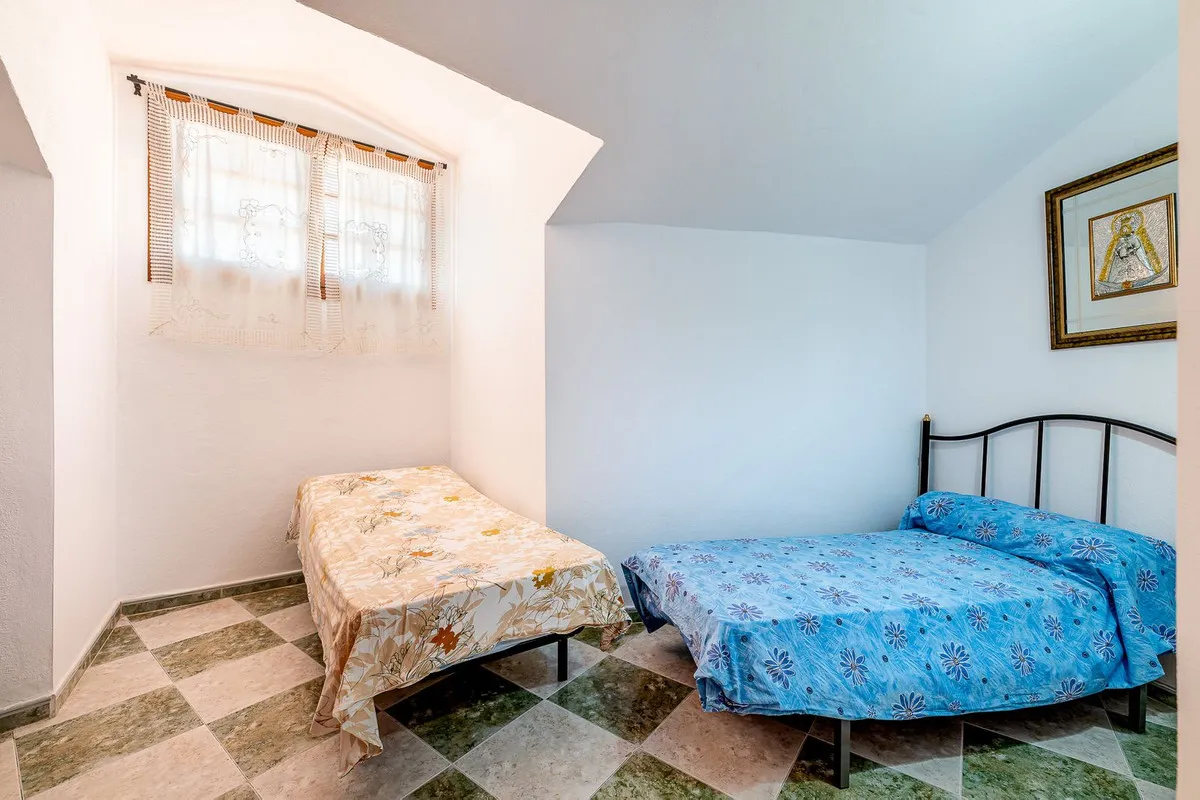 85273ddc-73a9-4c75-b994-9b5c1af36d49