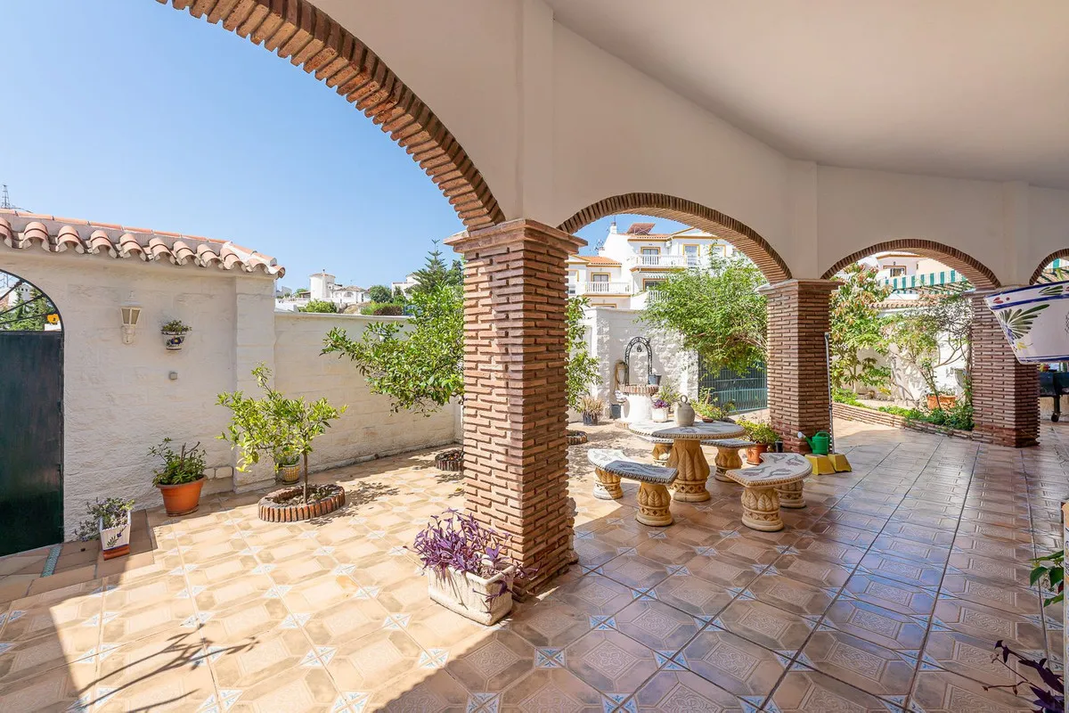 eb142e31-9e39-4cfd-b9da-d1ecb7cb31df