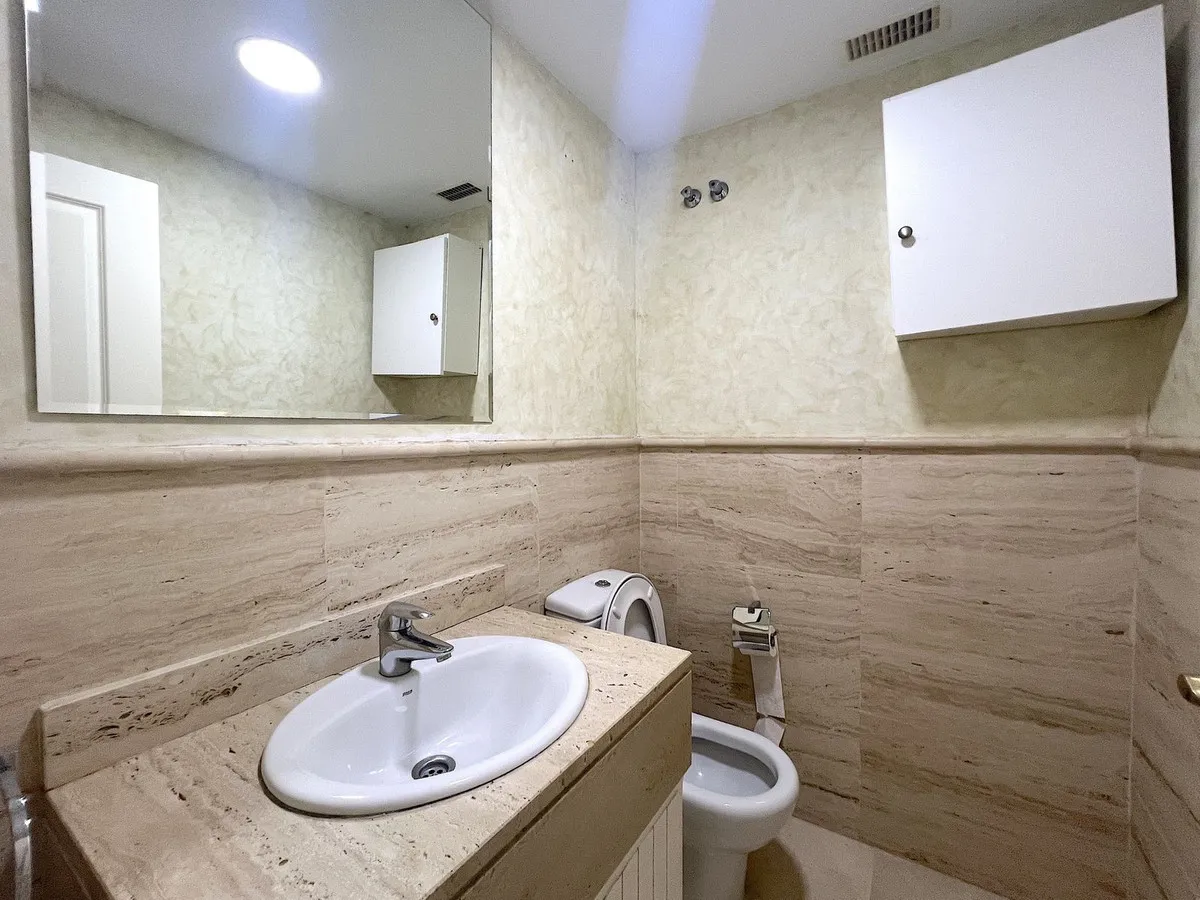 6569f90a-467c-4e51-88a7-5048bc2942e1