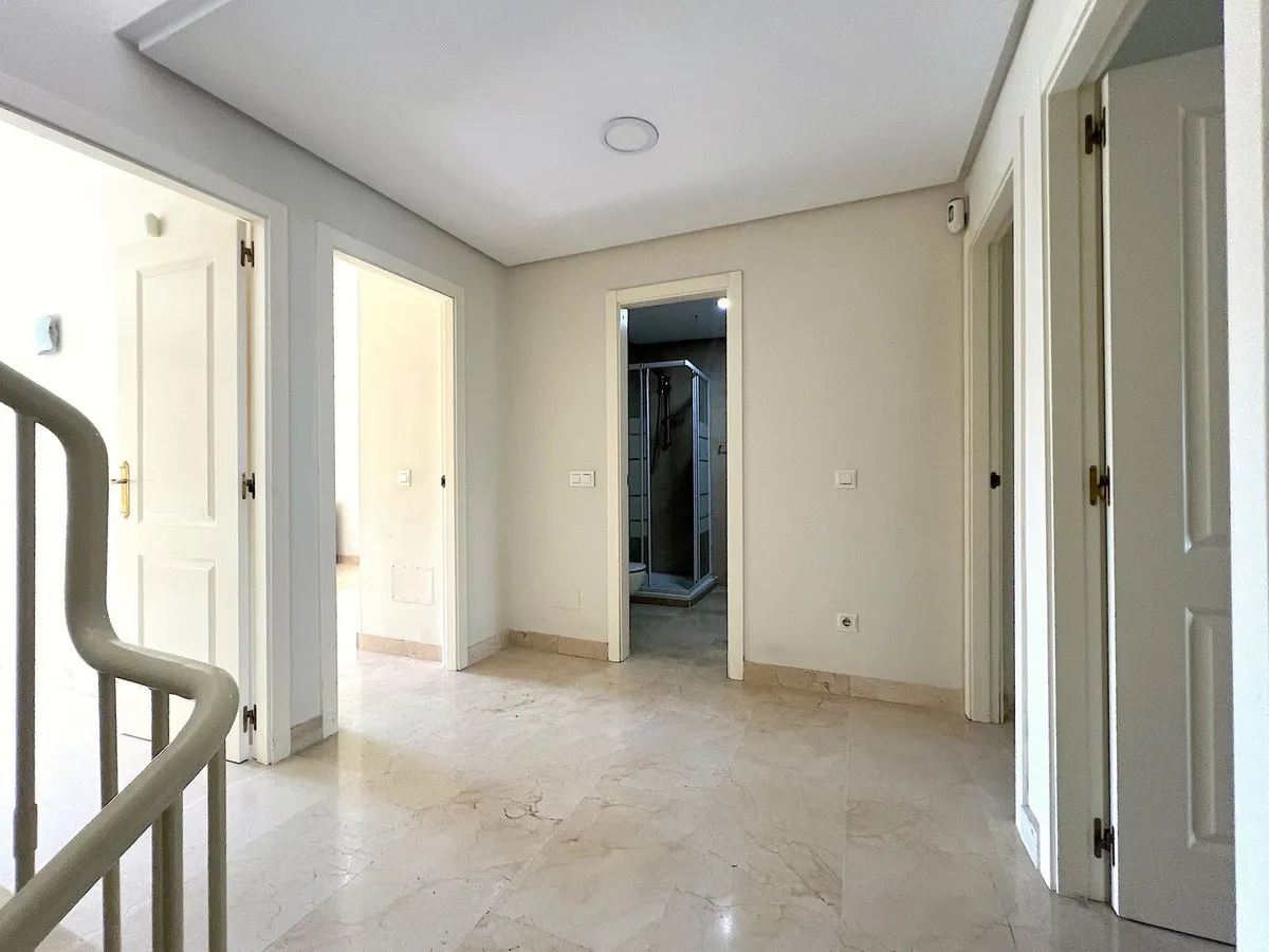 d3ee7ba7-b0d3-411f-99e1-86d77180e225