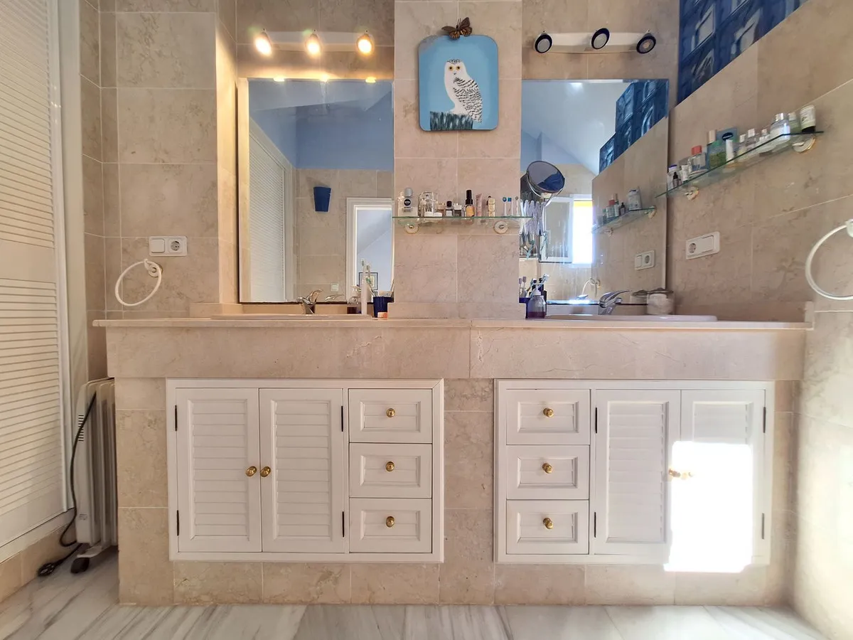 84a45543-075c-43d8-8354-46dbec44c060