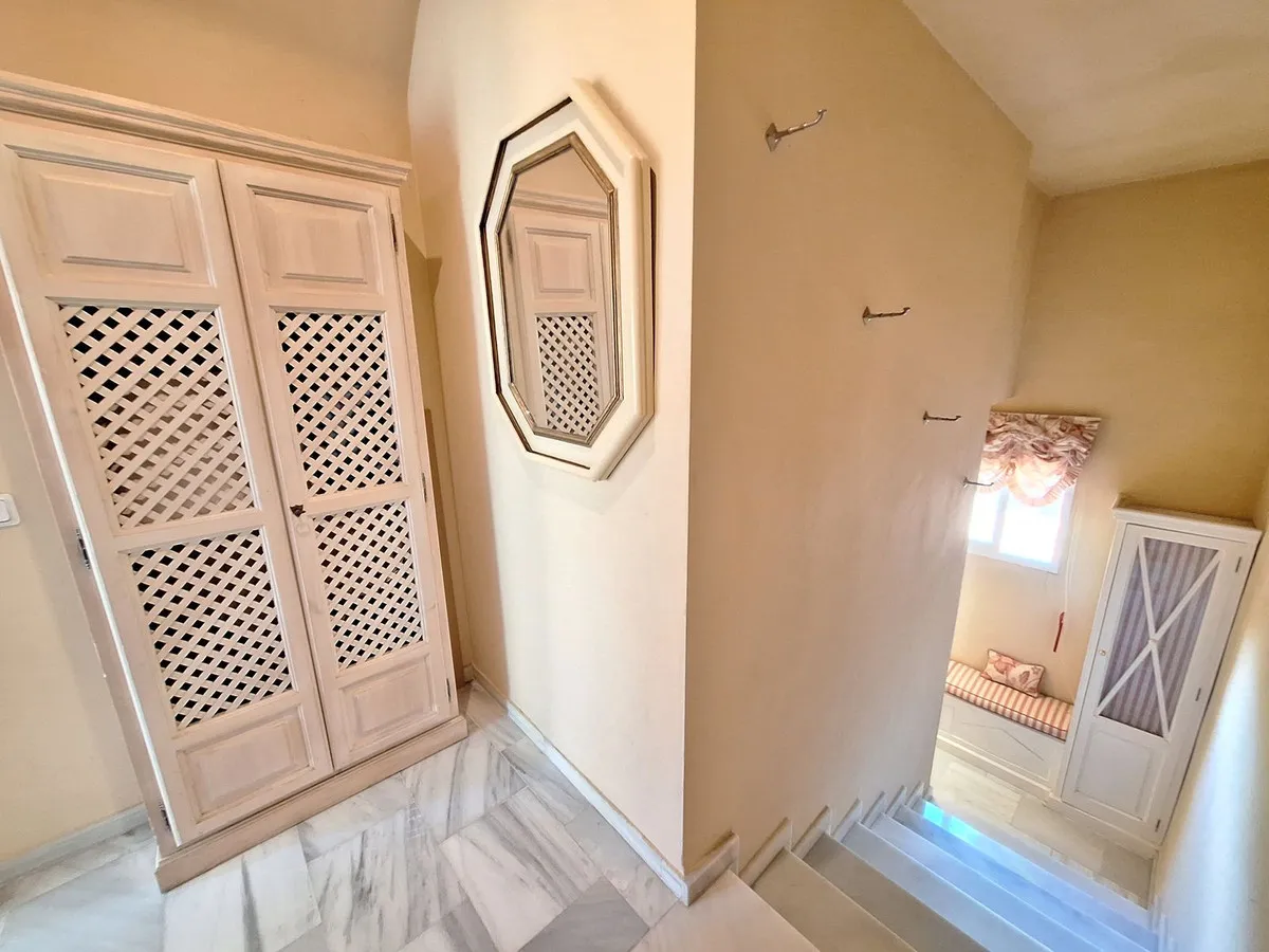 8ed5edab-97db-4bb8-be64-592a2aae79cf