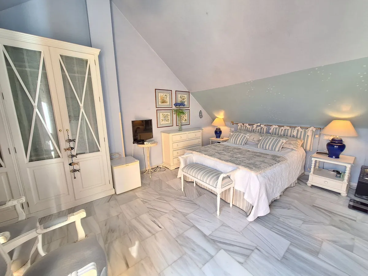 e8aa6a80-e658-4bc7-a7d8-3610ef009858