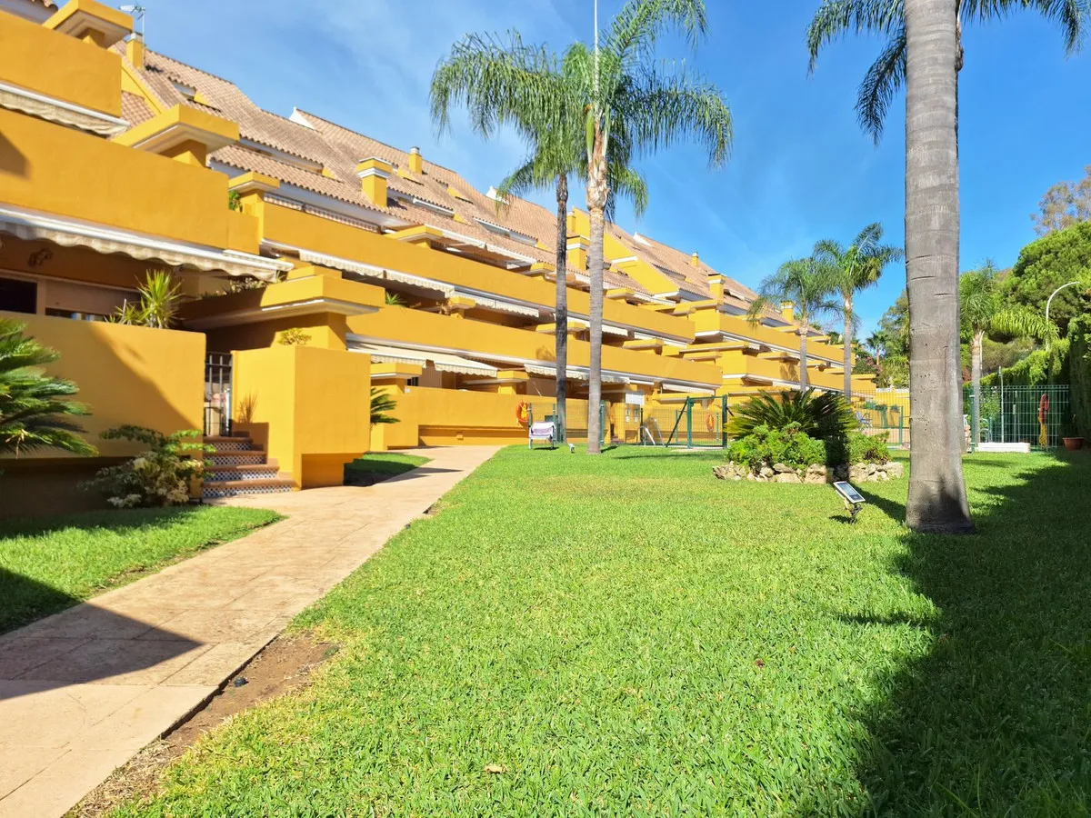 f805fc1d-7226-4cdd-bb67-68807936b163