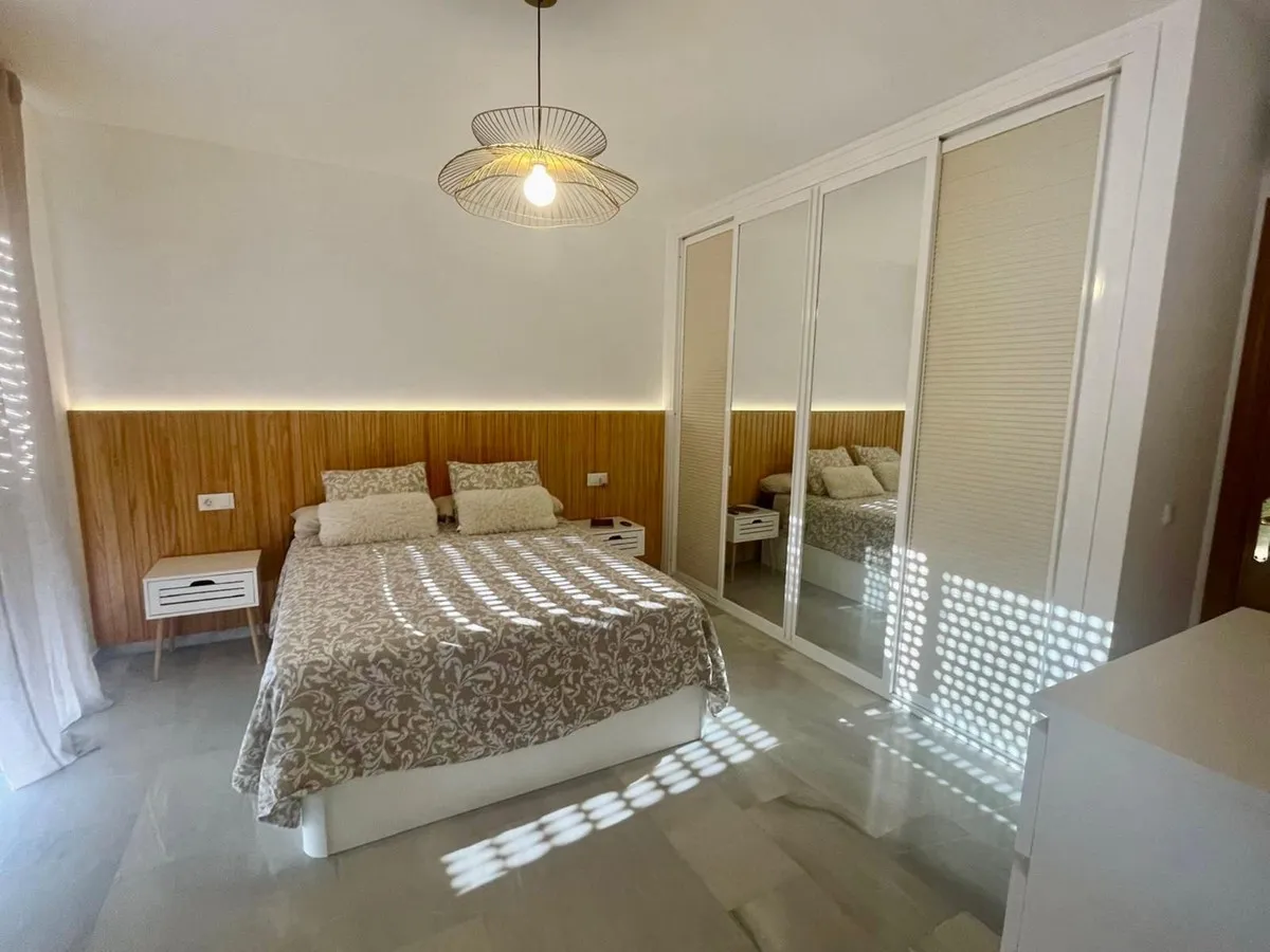 3ed03b0c-6b76-46b6-a265-3e3d649ea08f