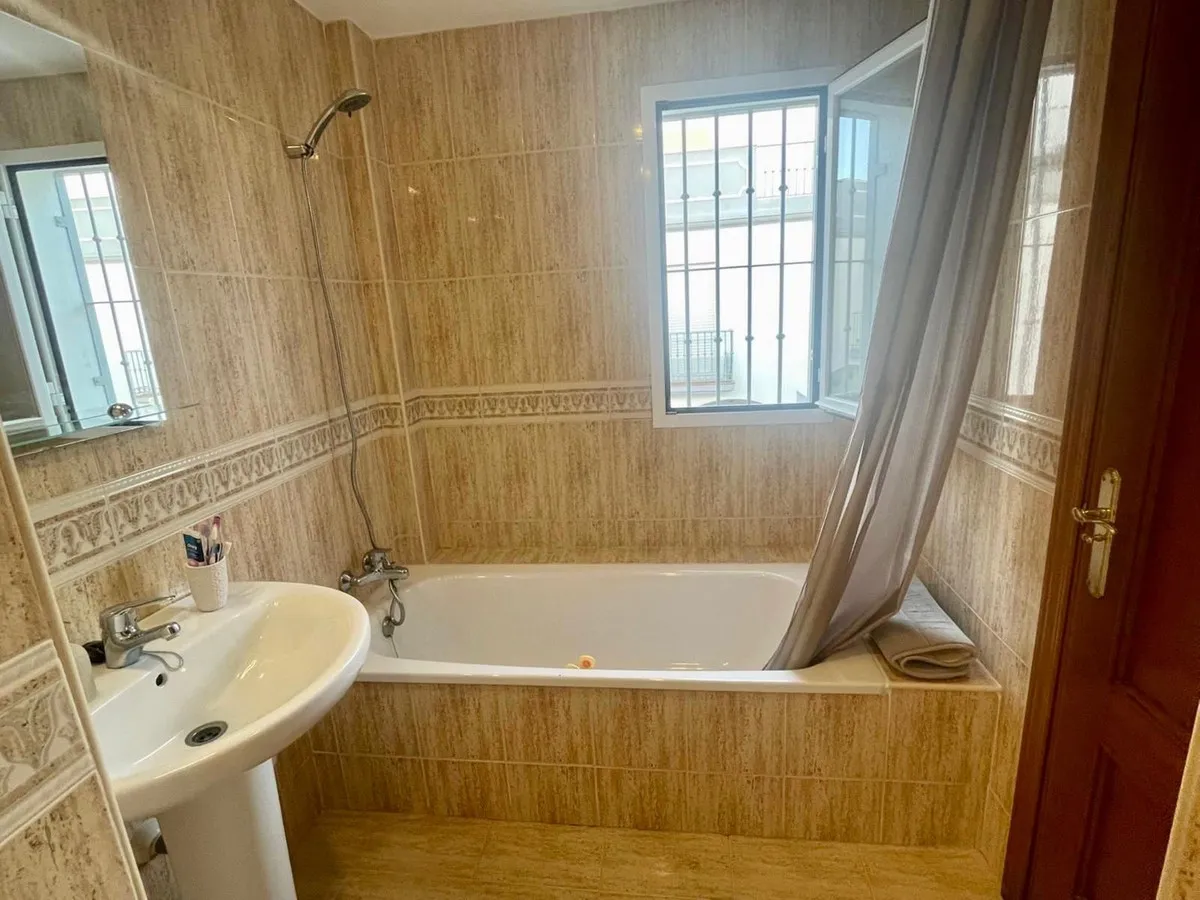 875a90ff-6524-45a2-85b5-e112b5636885