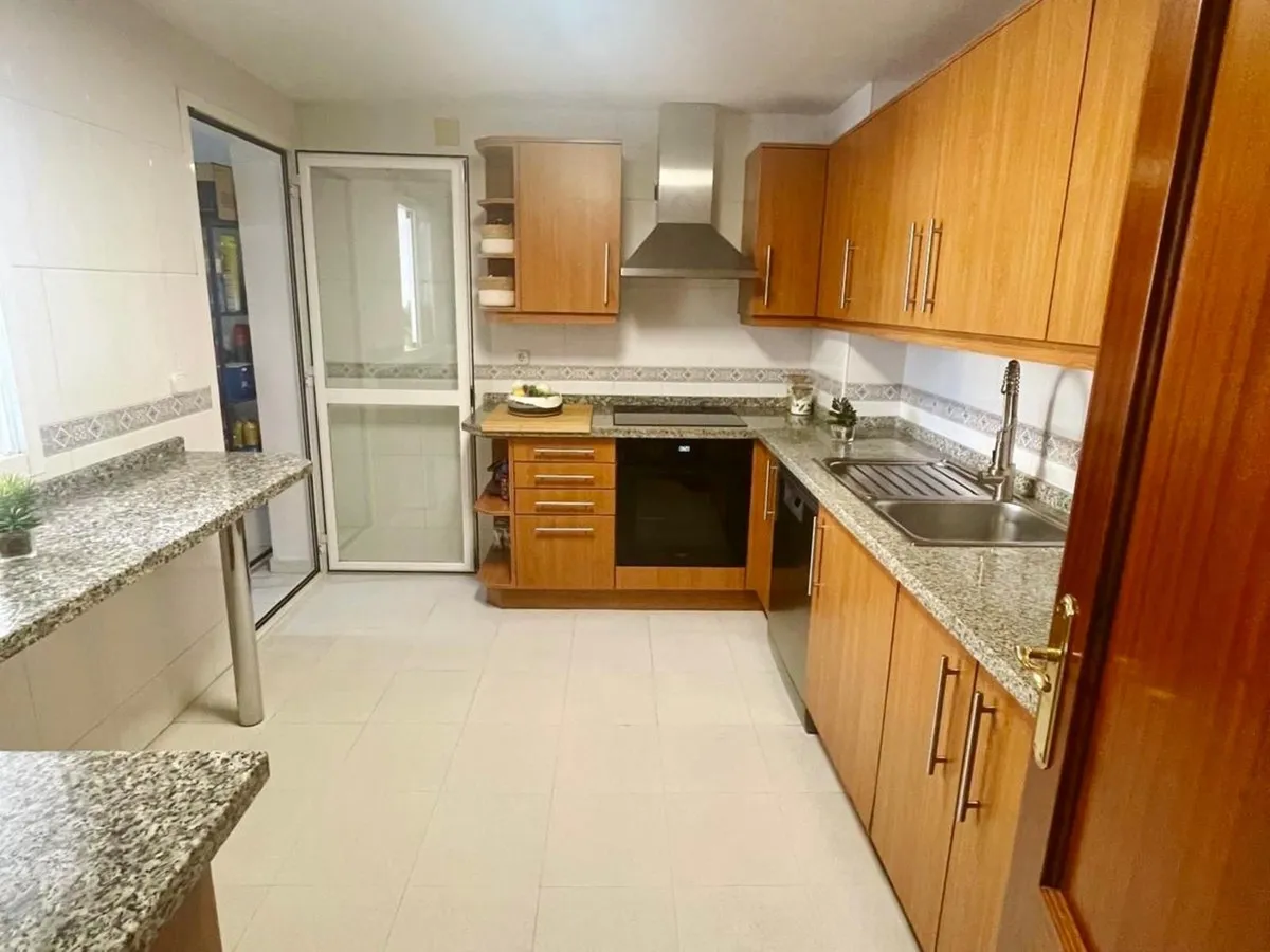 badb9e17-705d-4fc3-b1f9-c68242bb129b