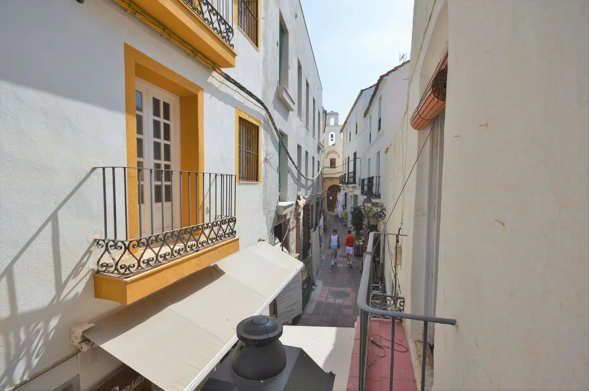 a6d174d1-e6f1-424f-b8a3-063e145d7706