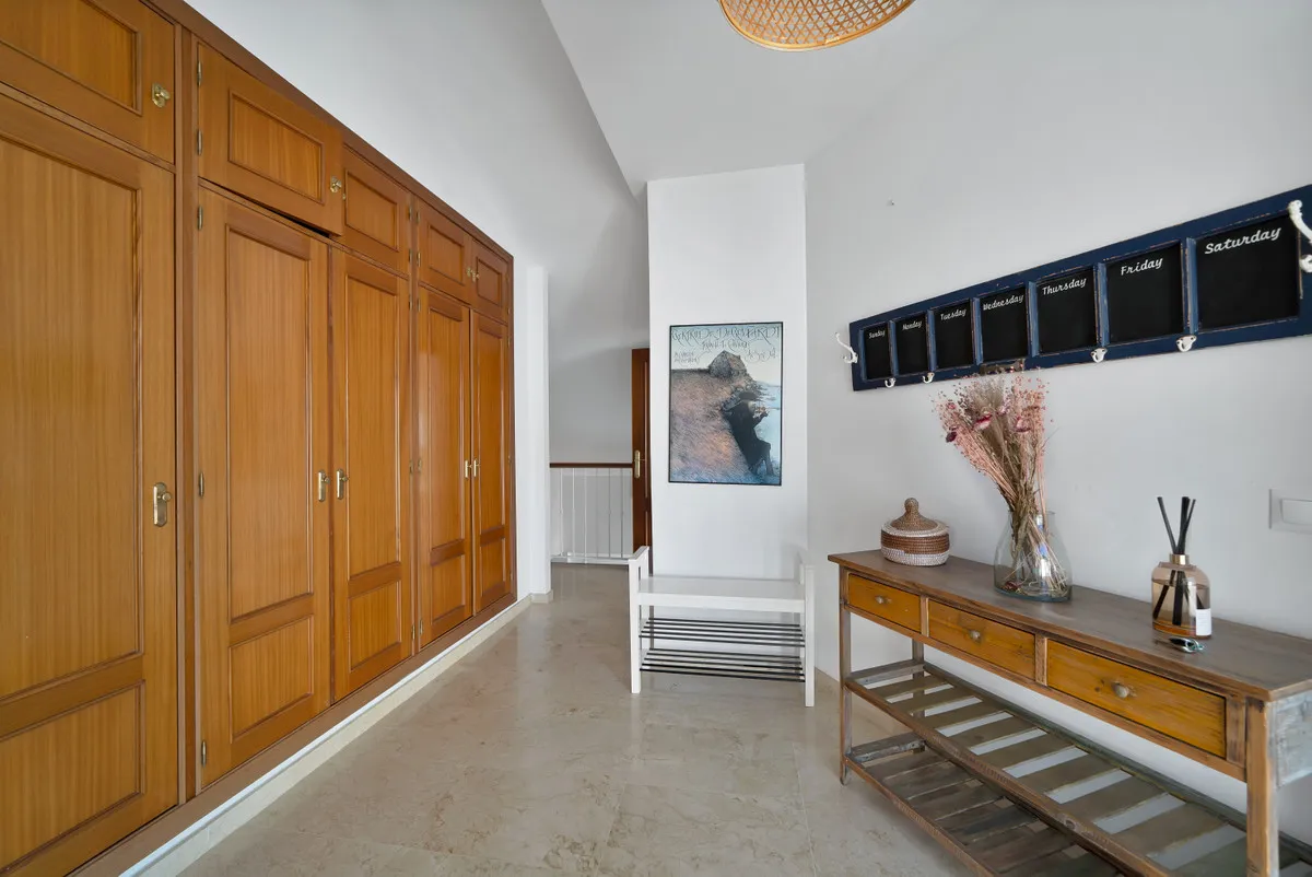 4a059e12-d329-4950-8ec1-7efe8ae196a6