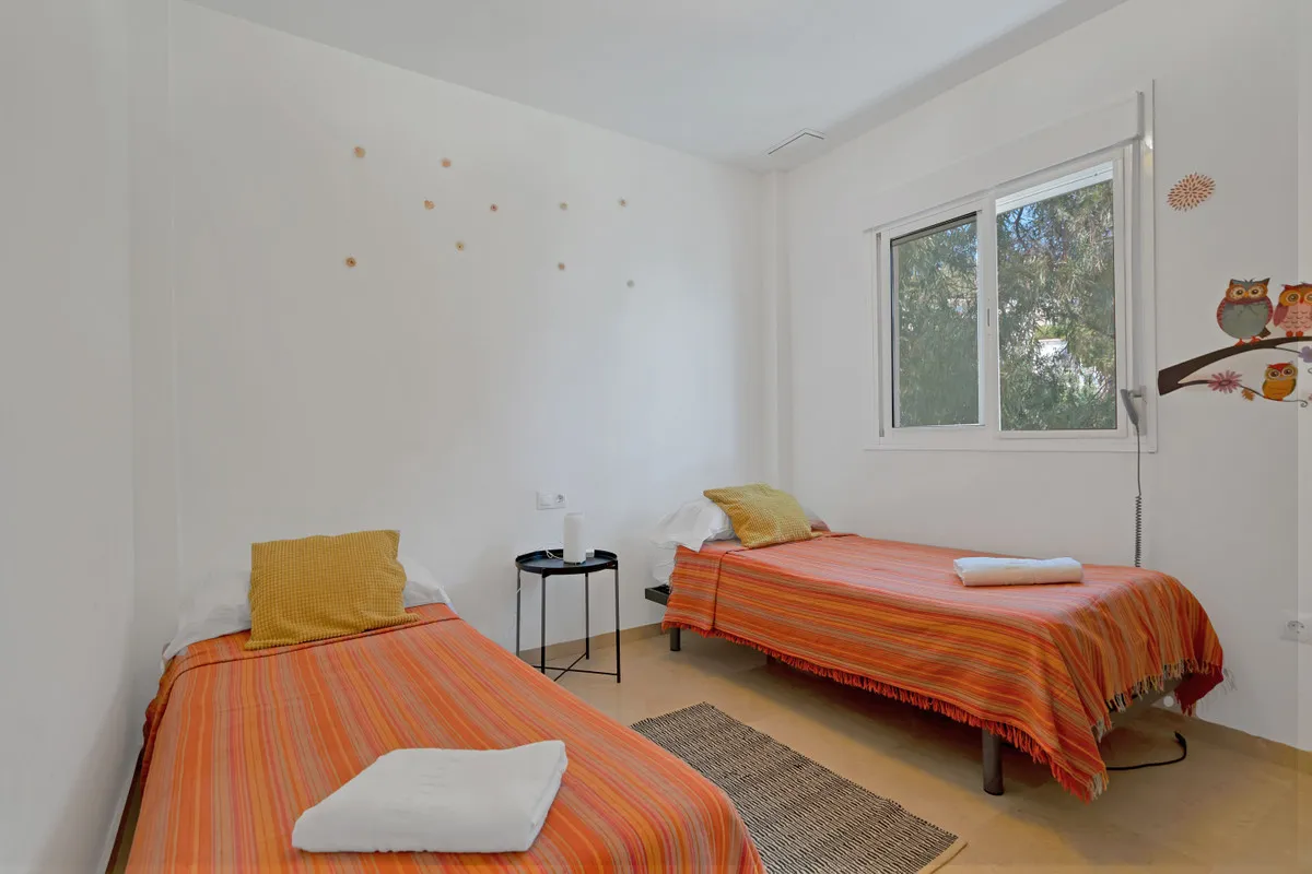 4bd48c05-8309-4ae5-81d7-eb02c8ad5683