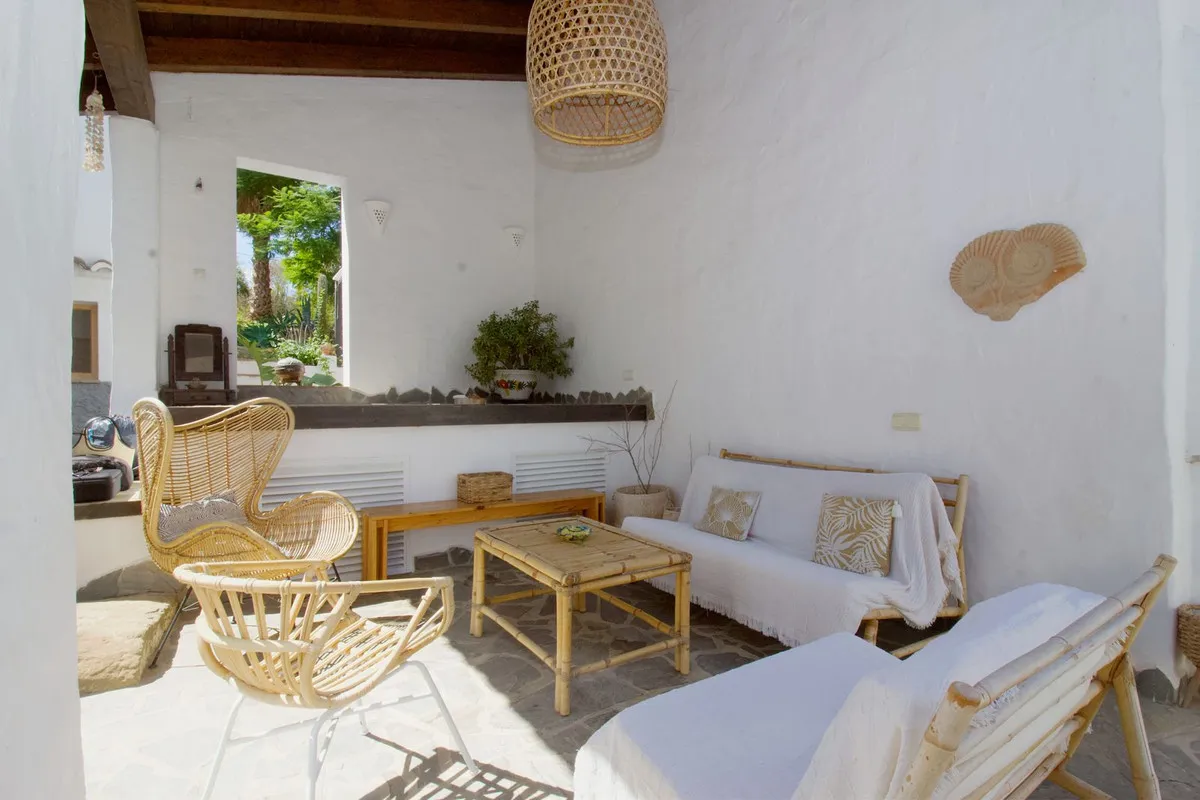 30c10054-c9fc-46a2-9a7d-be7b69a1d33c