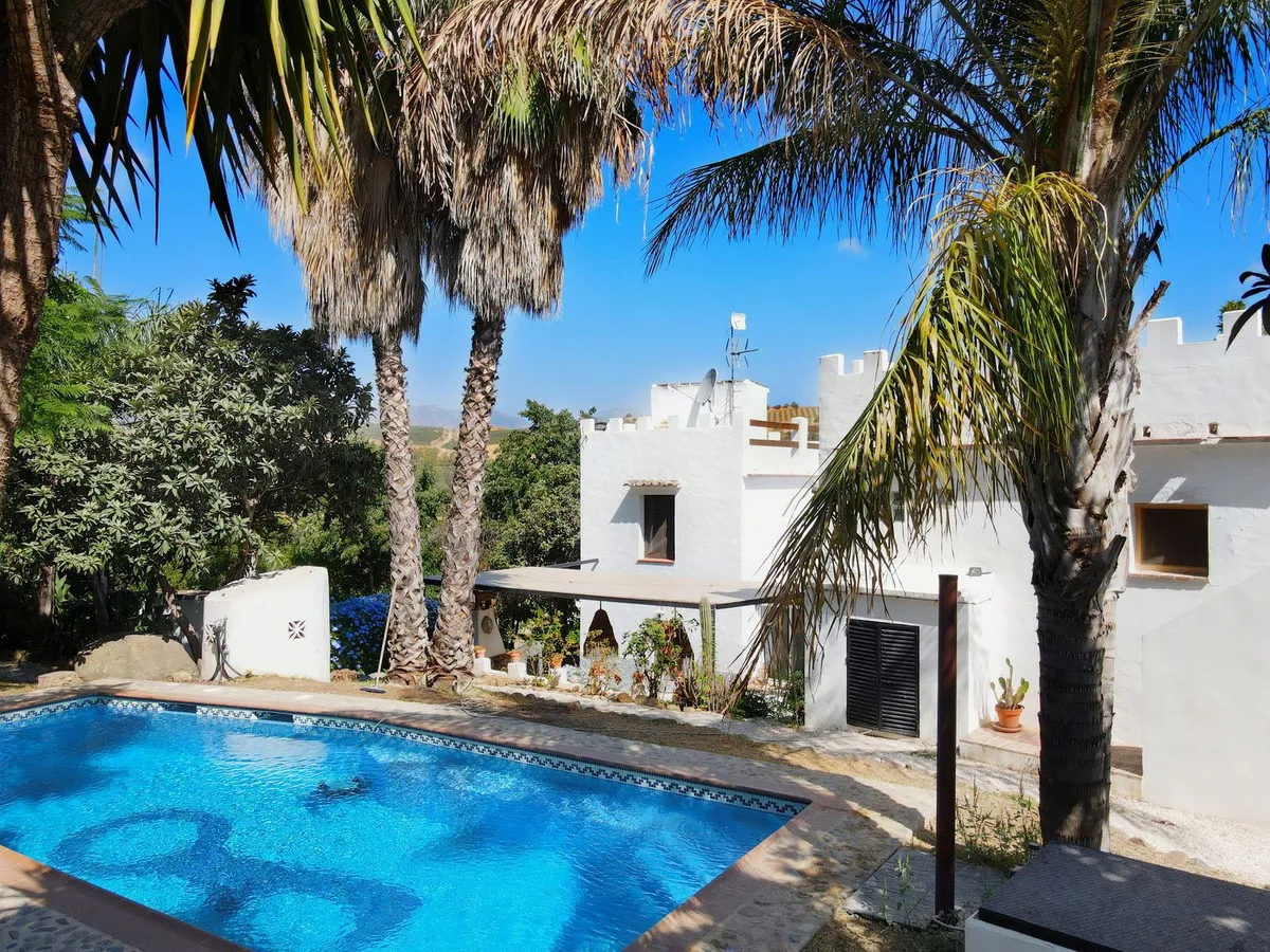 6ef4a603-09ef-4bd1-a5ea-c8bfd1e4893f