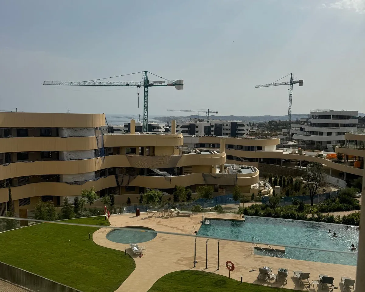 0253a009-46af-4e8a-a70d-a170efd5b1db