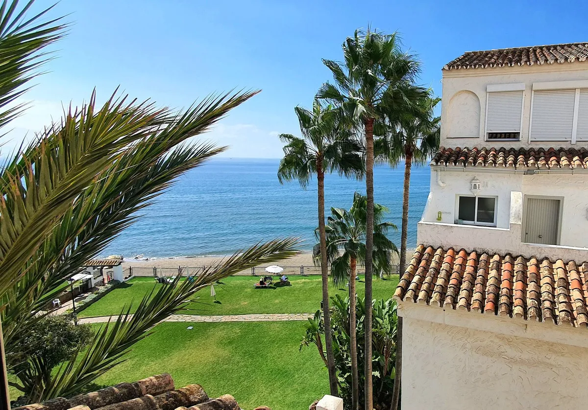 0bc2b942-ad60-461e-bbb1-cb03757fc98d