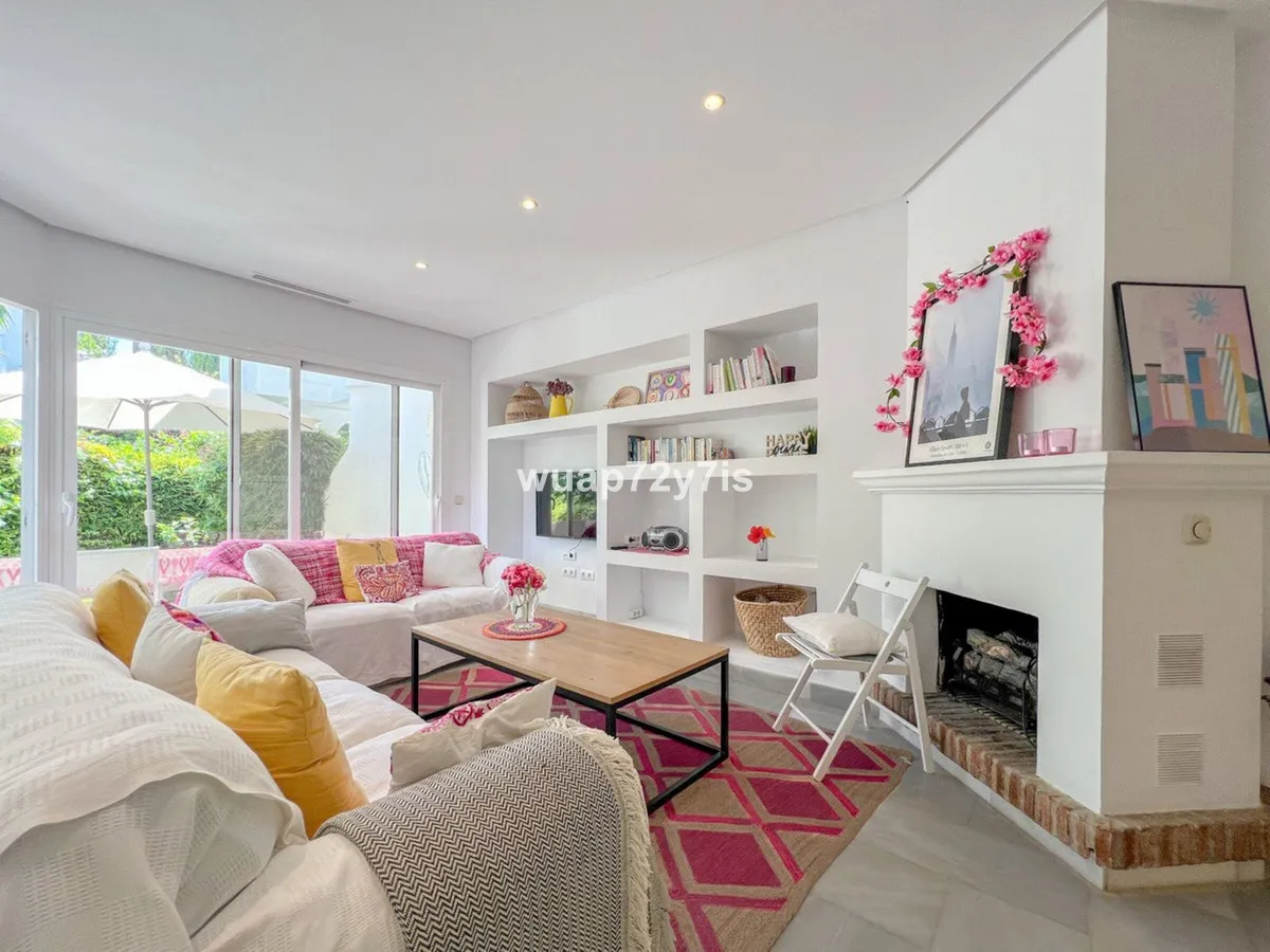 0764568e-cb7f-4405-bb4d-7124288e0c87