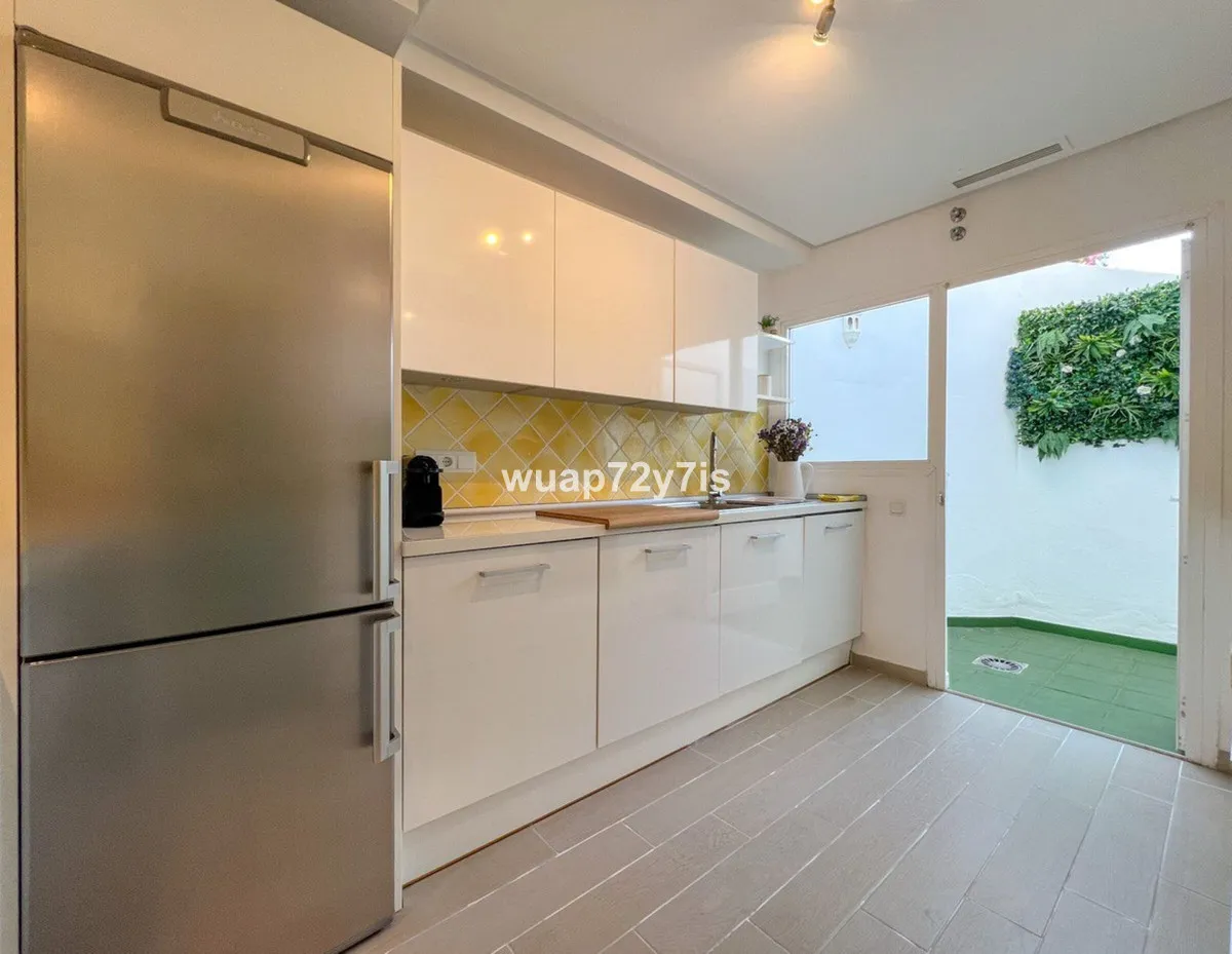 6a6d2fad-aa11-48af-a01a-6283ee0a6ba6