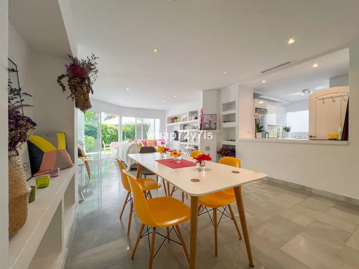 d5b6f4b1-1a20-4a06-b6db-003e0b916b56