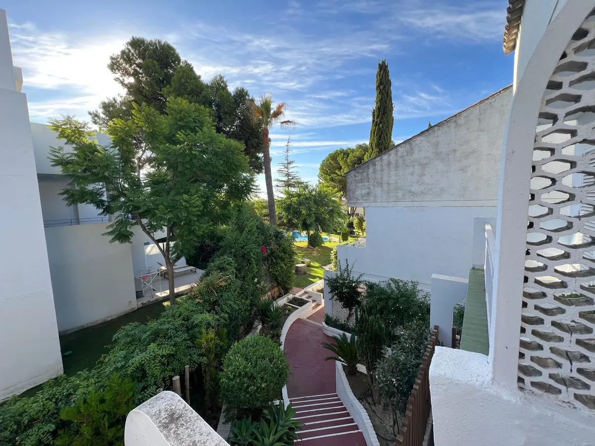 095e9cfe-5b3f-4280-b115-8b3e740e403a