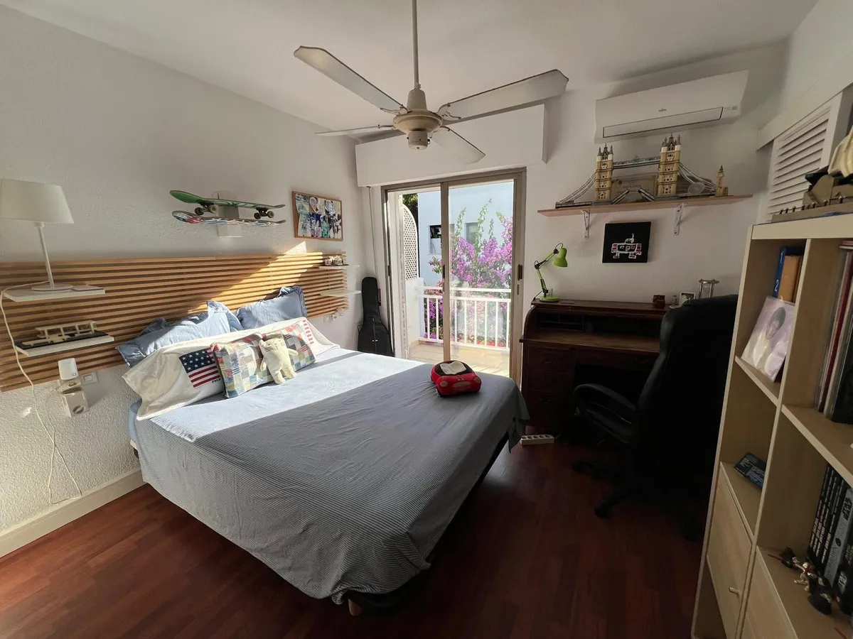 66005eaf-11e6-48b6-93ee-41bf387f5ded