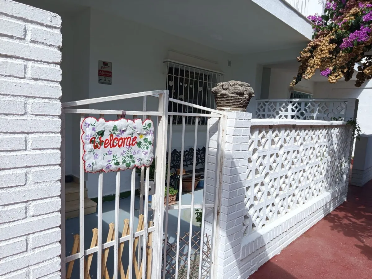 8cca2b8a-59e7-41ff-b16c-d874e35d6d3e