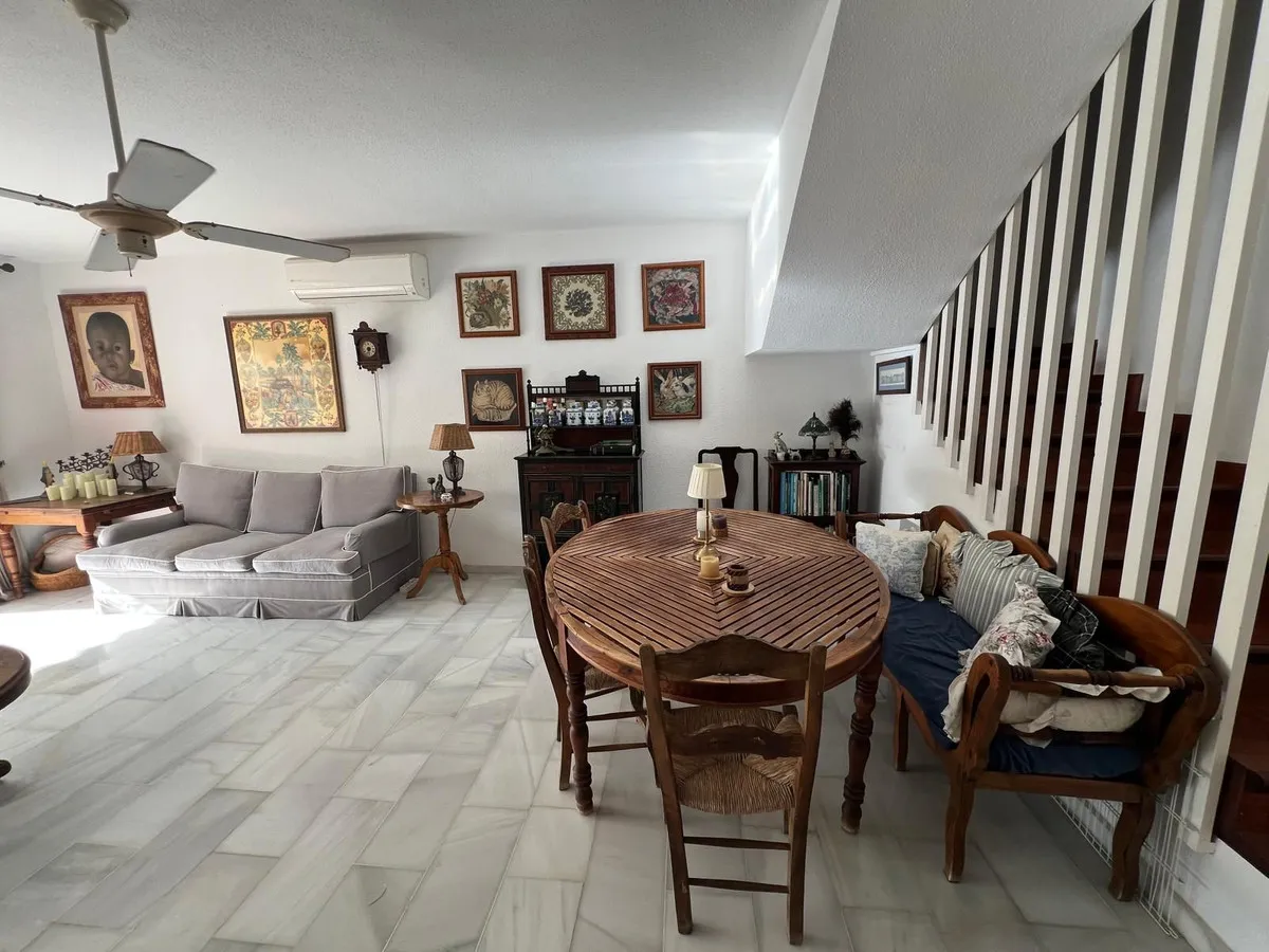 90f91c1c-271c-4665-a076-f0fb3aabbfc4