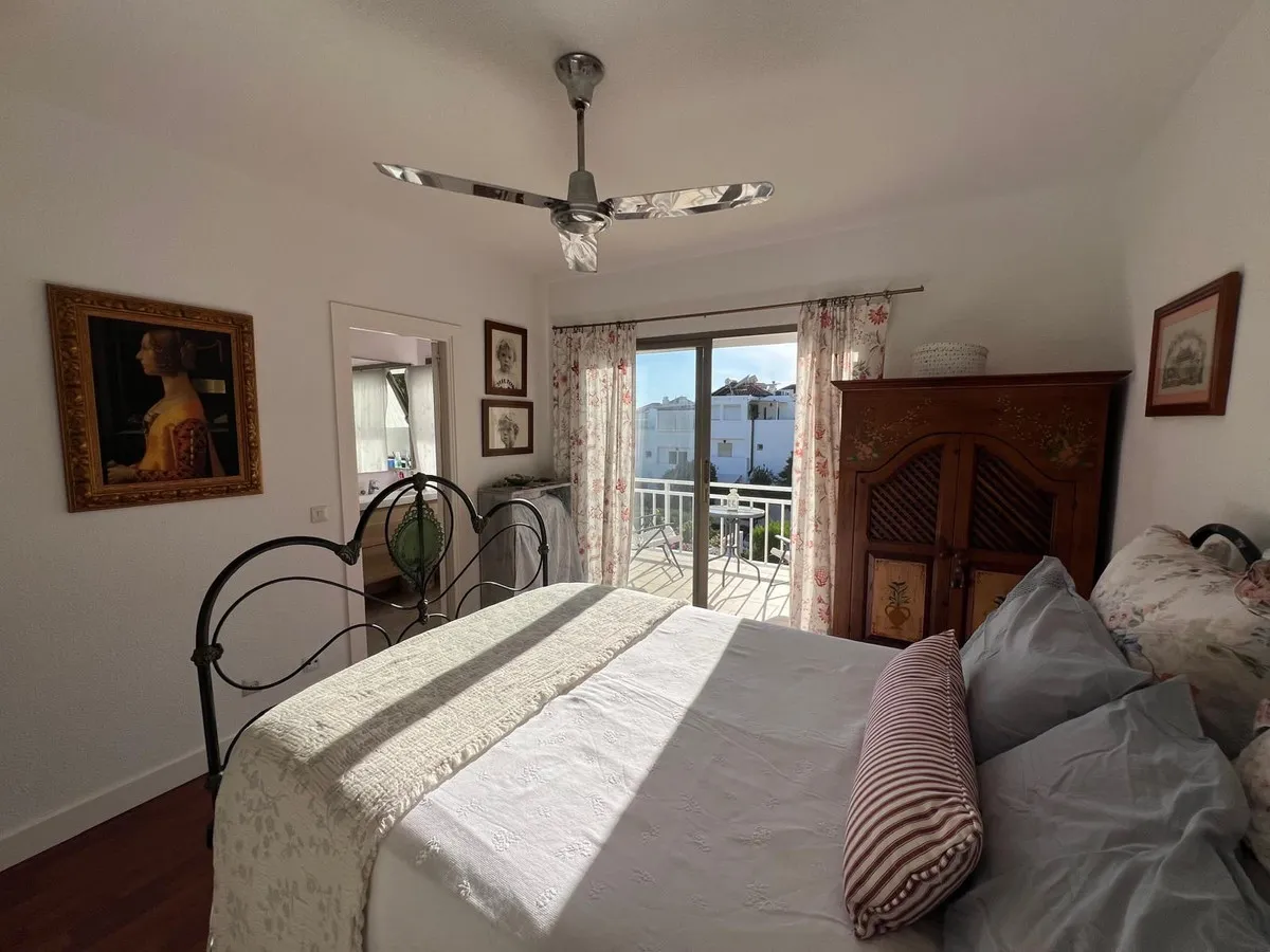 ca02f81d-6e2f-4360-9d37-483e04f48e23