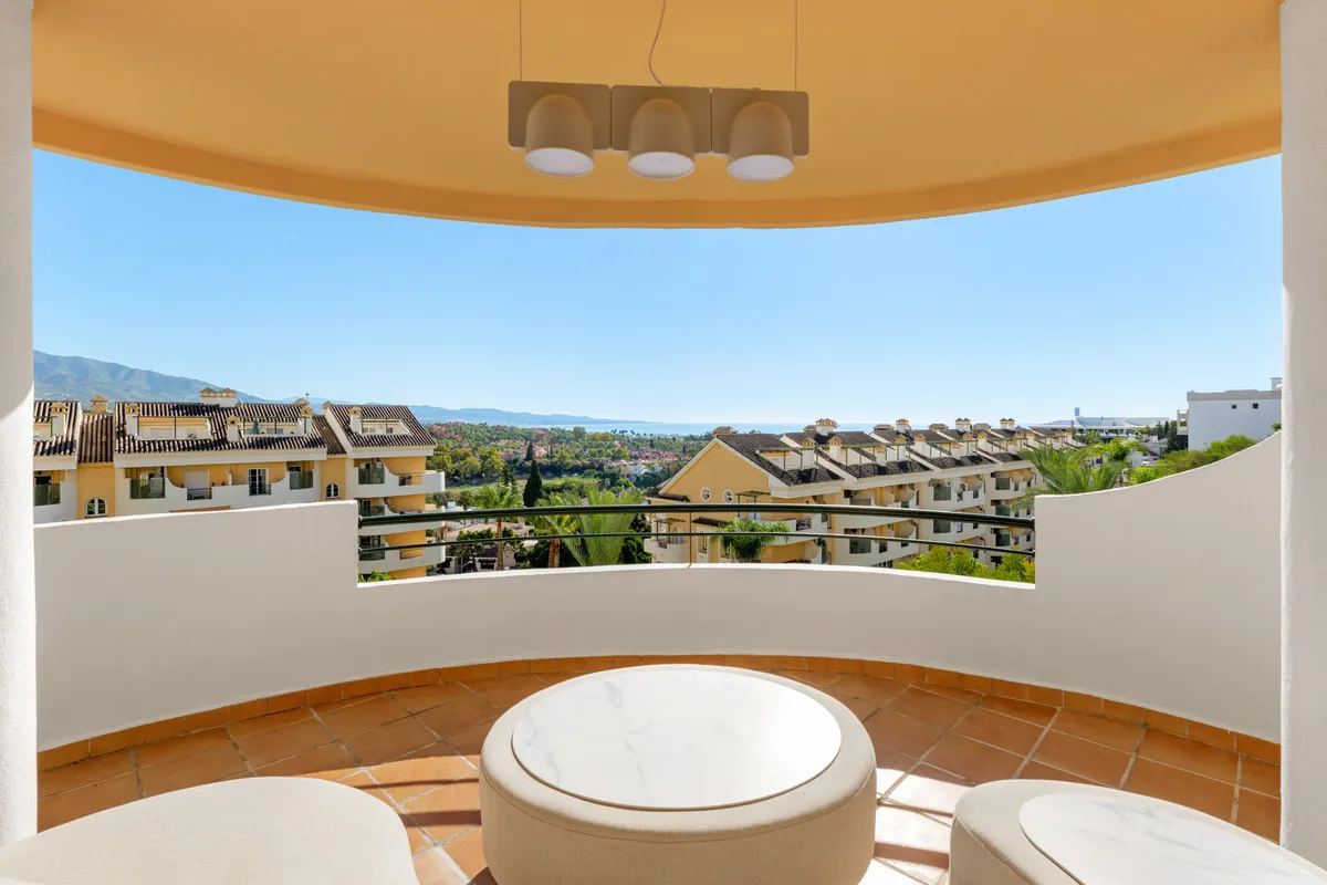 1c078a9d-ba23-4b50-8faf-1c9569d26b53