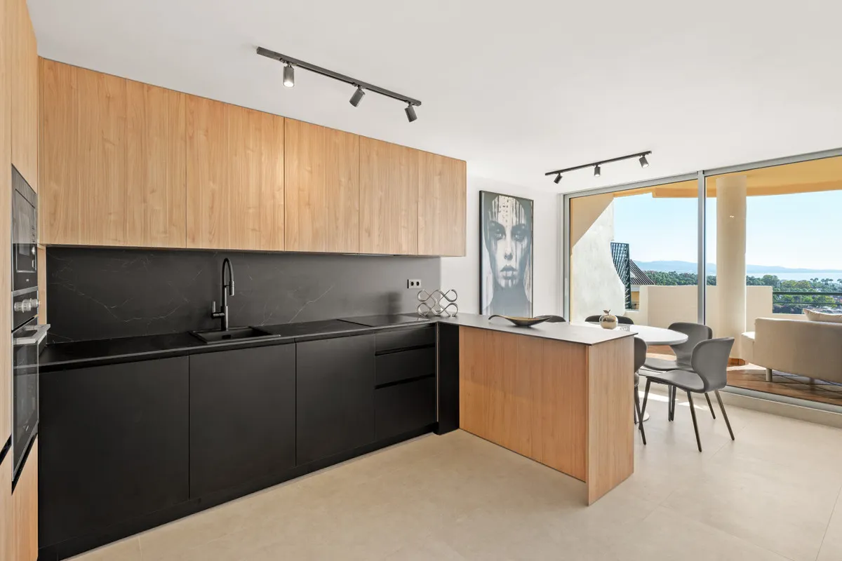 adb4ce84-bcb2-457f-a3d4-0e98db6a4ba0