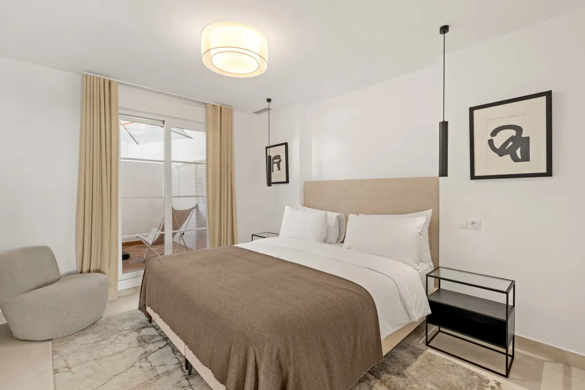 fb7de35d-b2d5-49ee-8ad4-32035c3d6e49