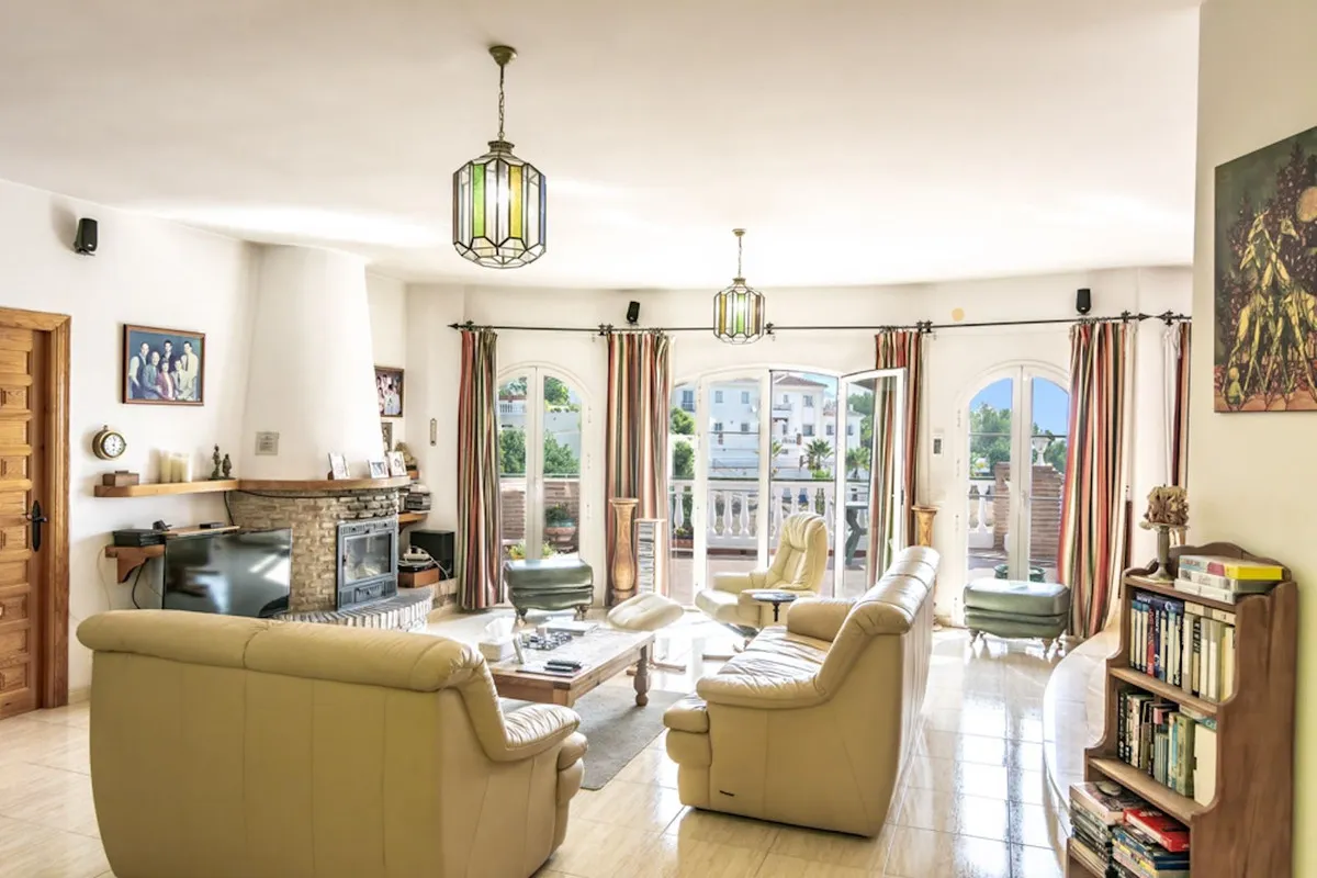 0ed00aef-832f-4e4c-a0b1-b4693c14ad81