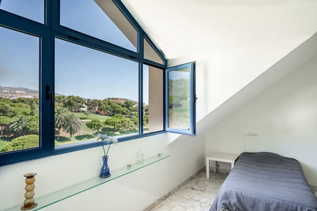 2537c948-4b97-4939-8e26-87826a41fe74