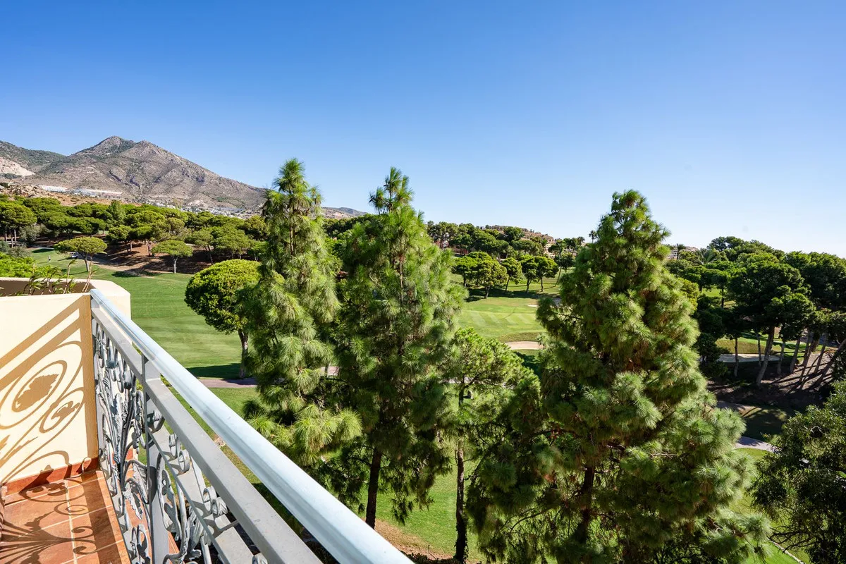 8c9befb0-80f9-4737-9f8d-682bd209ec3e