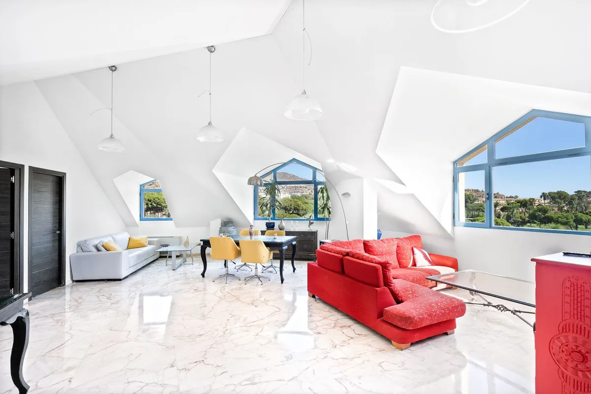 e8a019d2-8663-4020-9a13-9e59846cf8e0