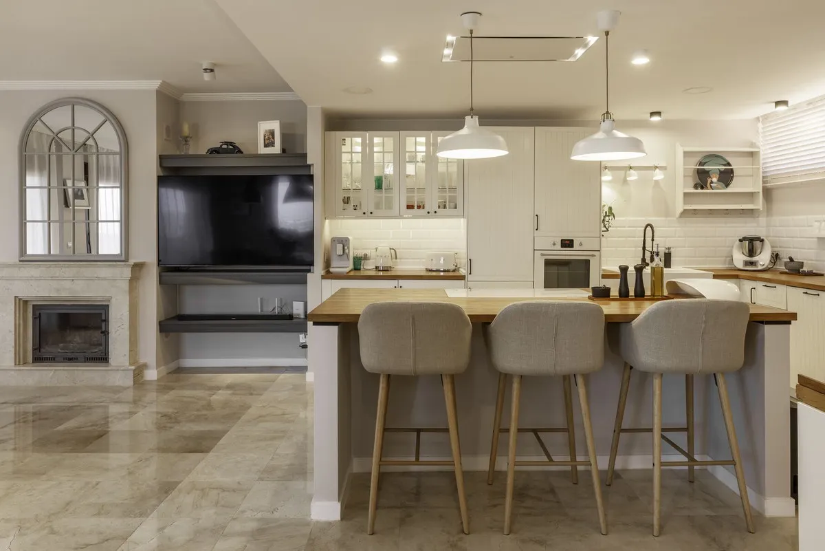 0fb7cebd-5653-4800-b728-efd297f52769