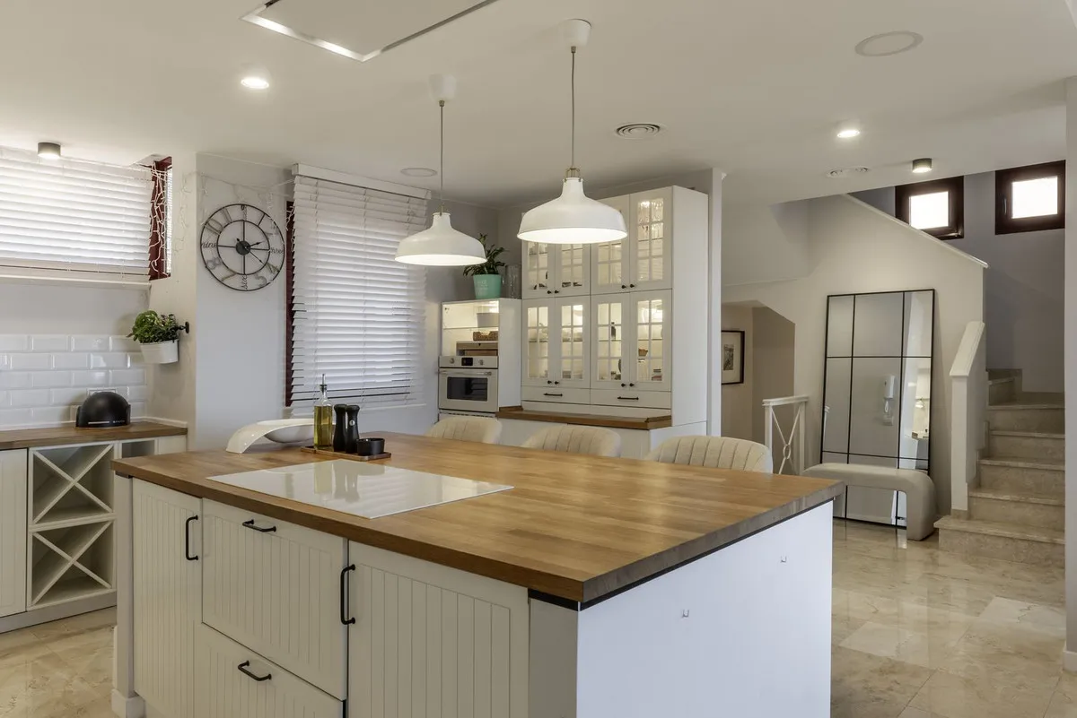 10f14ca0-d543-45df-bf2d-1985d8bd766a