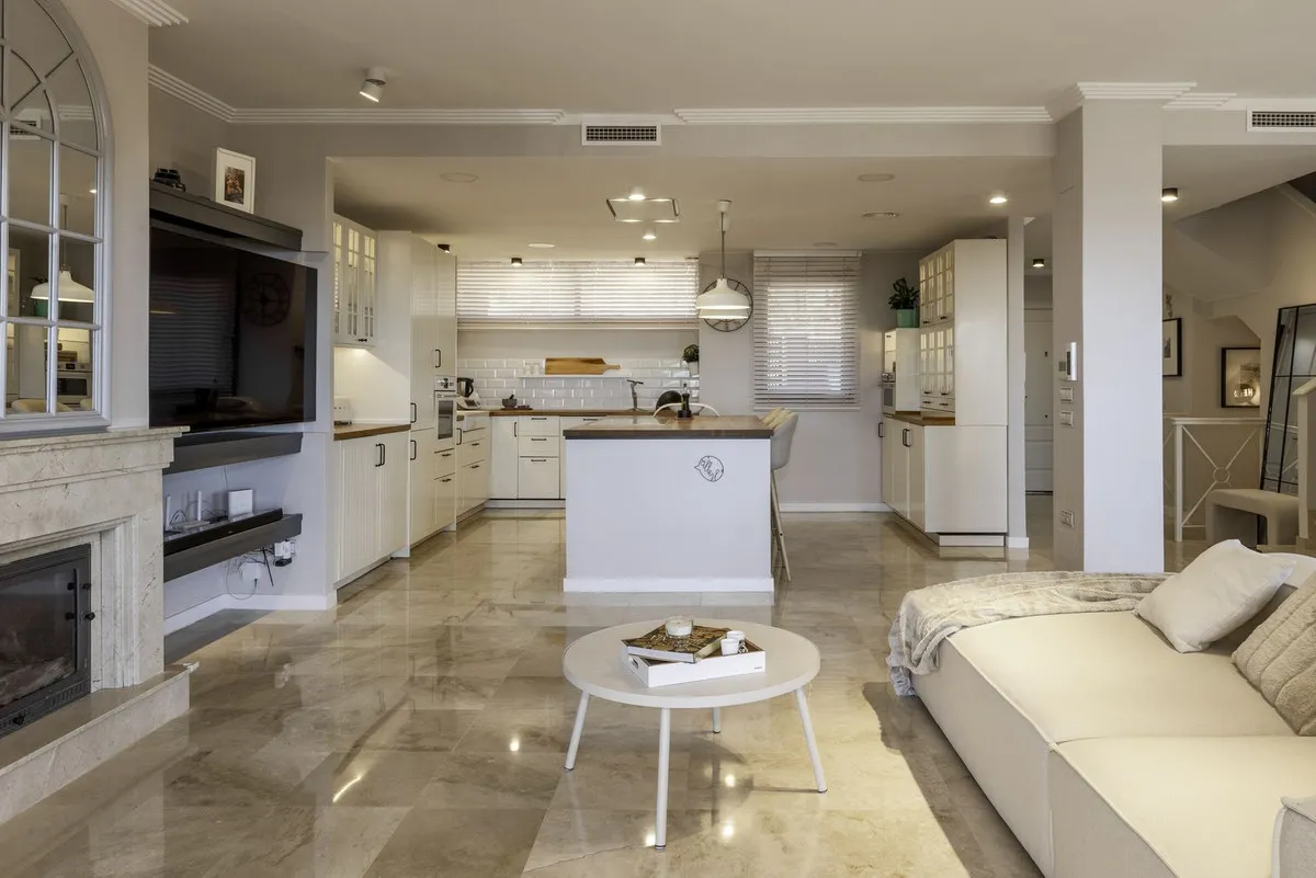 61b34528-b219-42e7-b472-3f50dd21acef