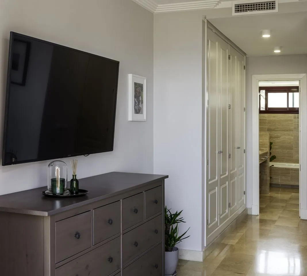 64a6fe58-6da4-4f38-b83a-2a51e243605d